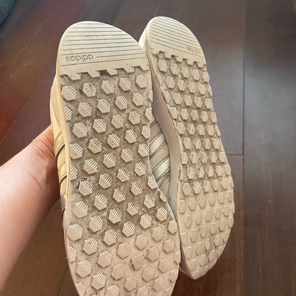 Adidas - Picture 4 of 4